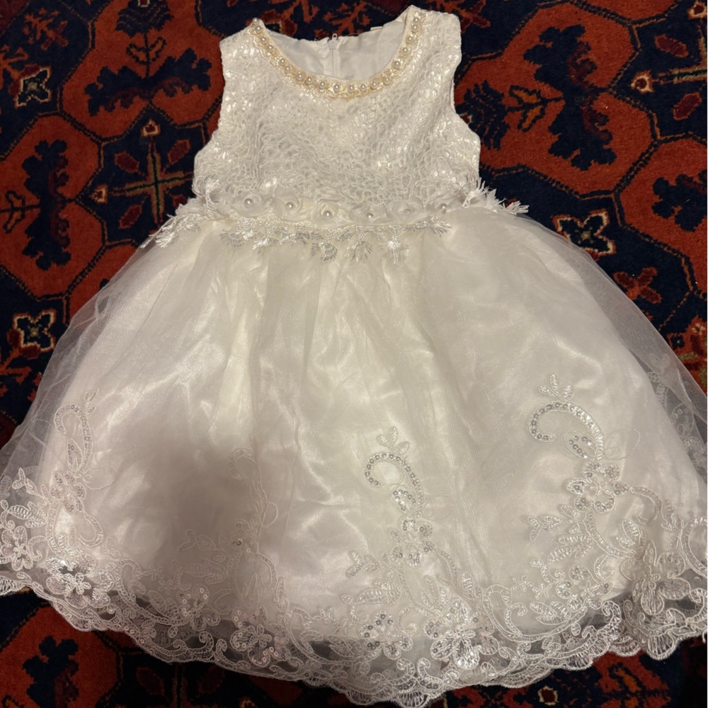 Elegant White Lace Kids Formal Dress